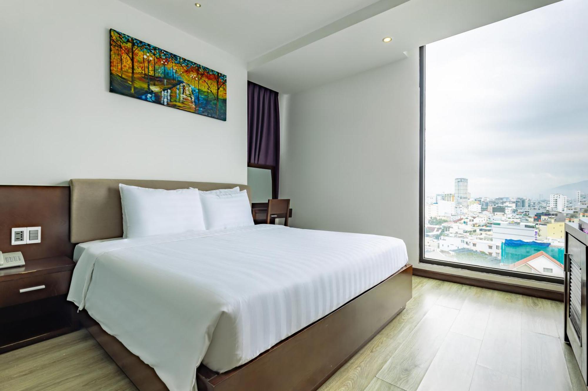 Golden Sun Apartment By New Sky Travel Da Nang Exteriör bild